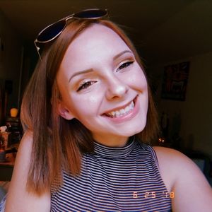 Meet your Posher, Emilie